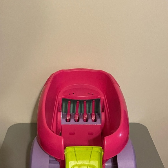 Mega Bloks Fisher-Price Scooping Wagon + Convertible Car Set - Picture 5 of 6